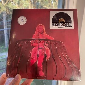 Sabrina carpenter feather RSD vinyl 2024